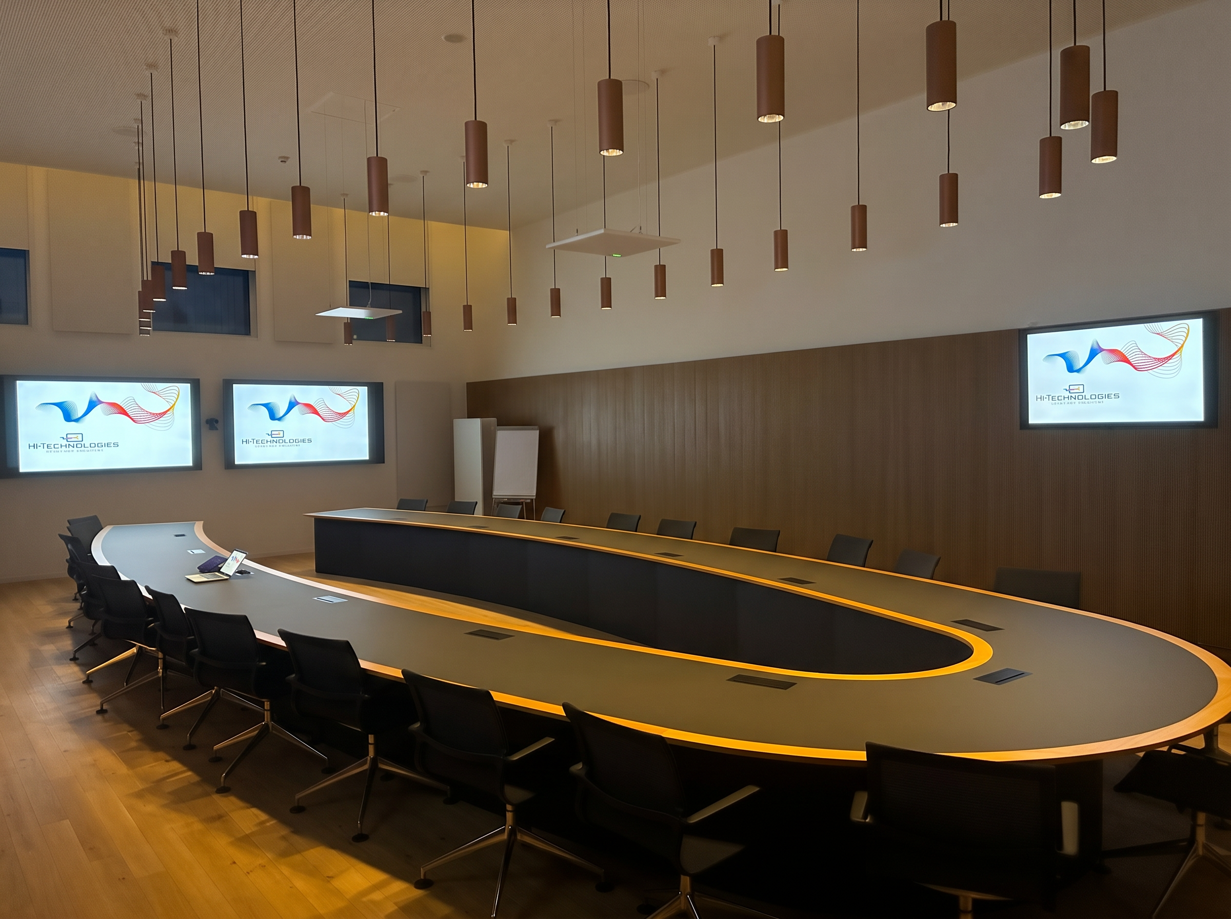 intégration audiovisuelle Boardroom Lausanne Hi Technologies EHL